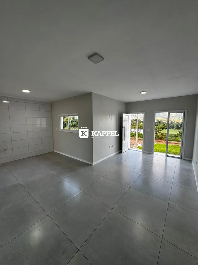 Casa geminada com 2 dormitórios, foto 2