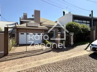 Casa com 3 dormitórios