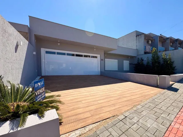 Casa com 2 dormitórios