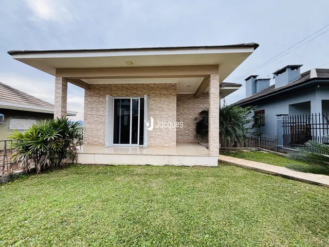Casa com 4 dormitórios, foto 2
