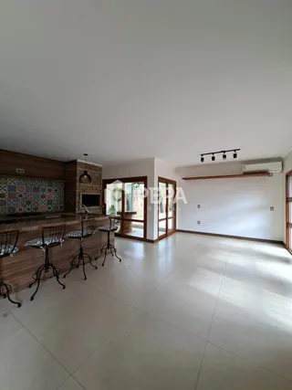 Casa com 4 dormitórios, foto 9