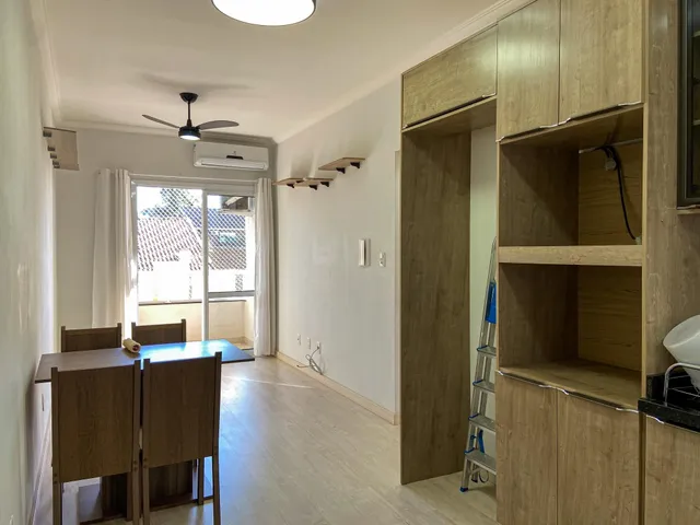 Apartamento com 2 dormitórios