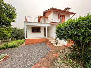 Casa com 4 dormitórios, foto 2