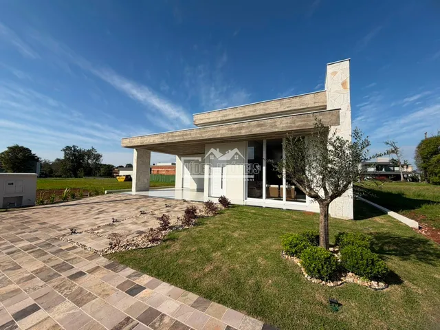 Casa com 3 dormitórios