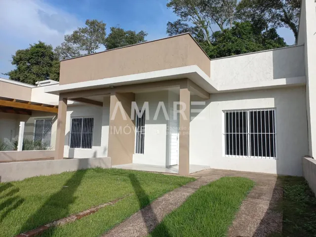 Casa geminada com 2 dormitórios