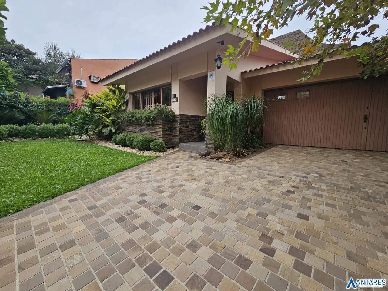 Casa com 3 dormitórios, foto 1