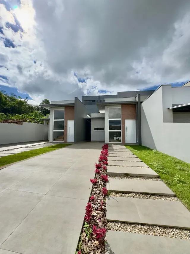 Casa geminada com 2 dormitórios, foto 2