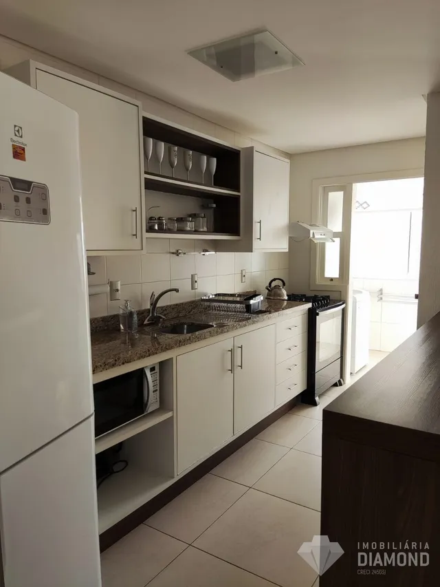 Apartamento com 2 dormitórios, foto 2