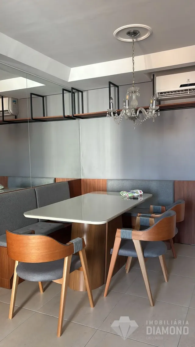 Apartamento com 2 dormitórios