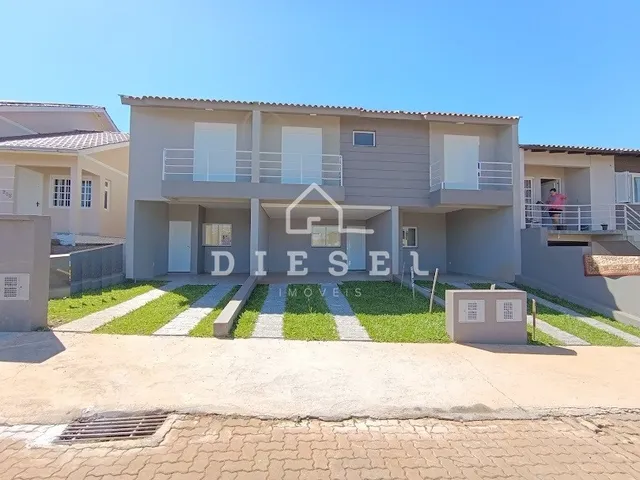 Sobrado com 2 dormitórios