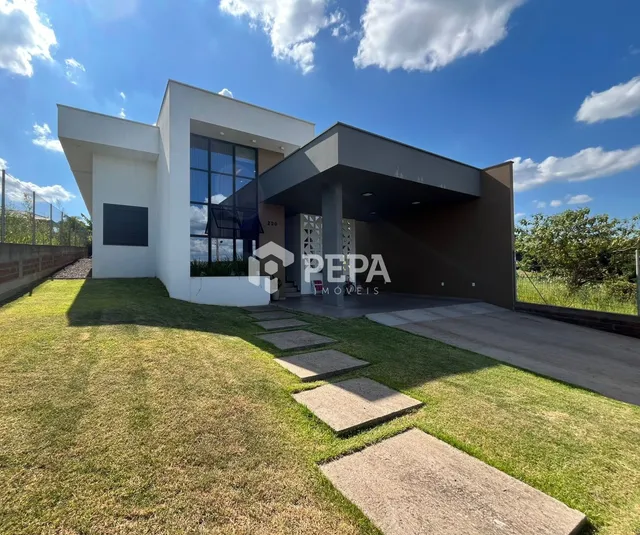 Casa com 3 dormitórios