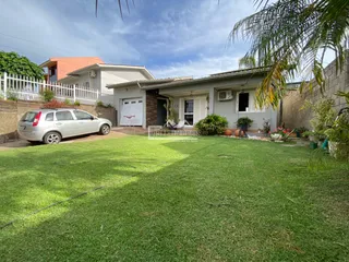 Casa com 3 dormitórios, foto 2