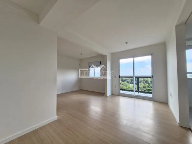 Apartamento com 3 dormitórios, foto 2