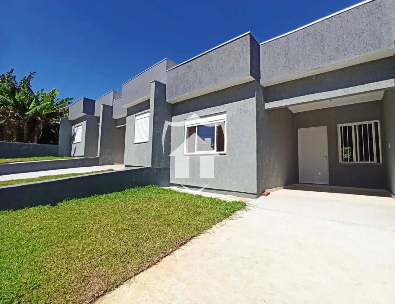 Casa geminada com 2 dormitórios, foto 1