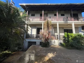 Casa com 4 dormitórios, foto 2