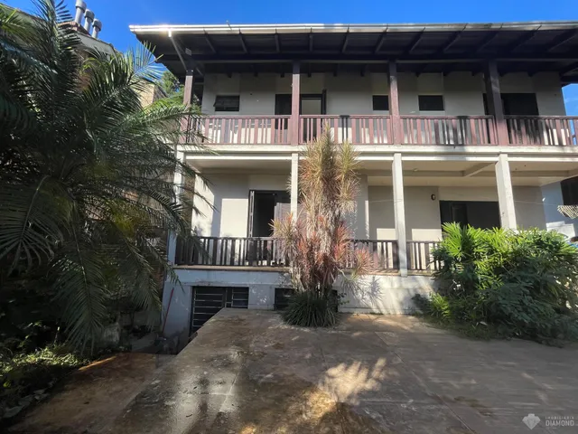 Casa com 4 dormitórios, foto 2