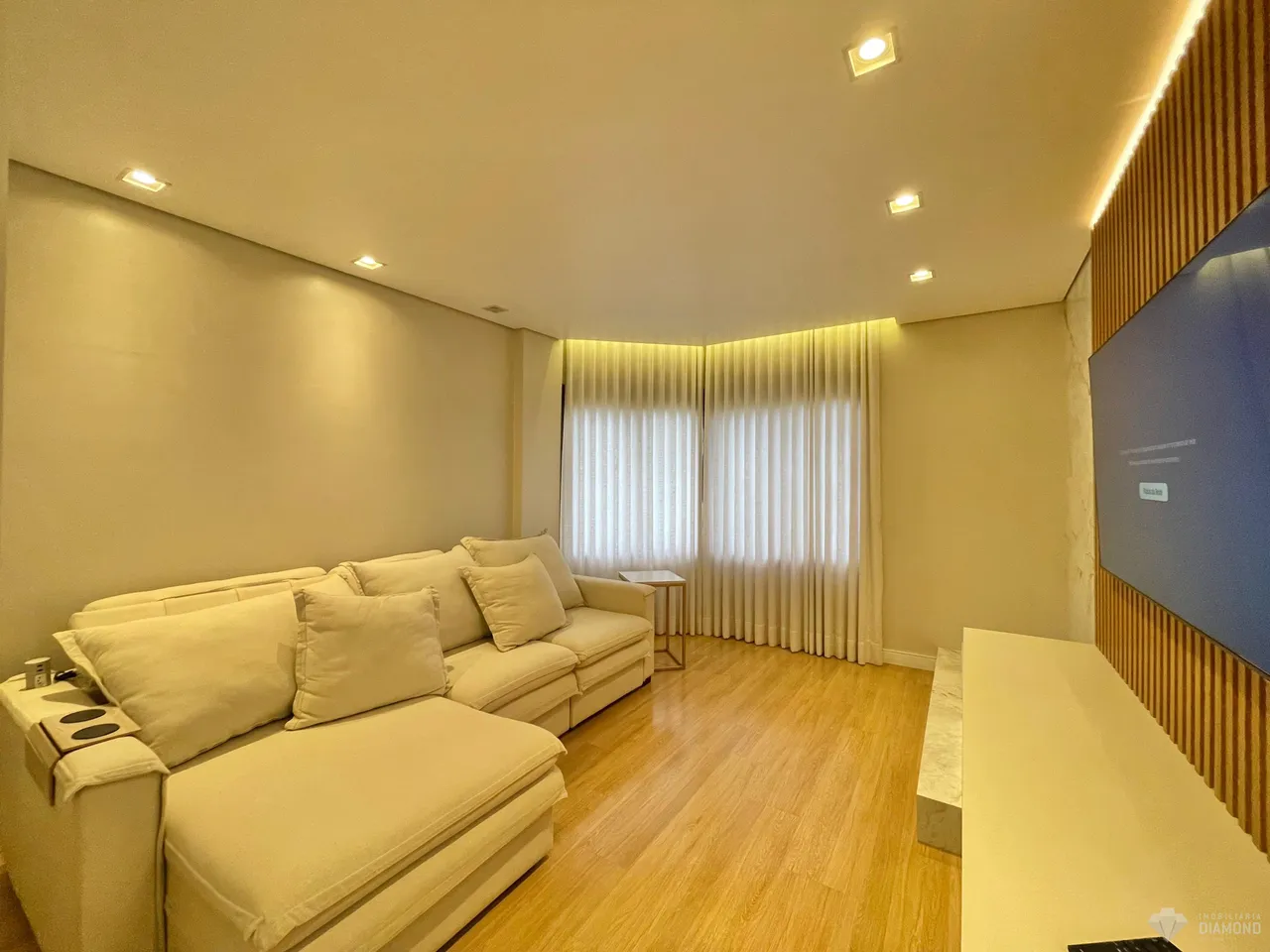 Apartamento com 3 dormitórios, foto 1