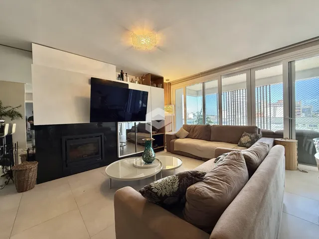 Apartamento com 3 dormitórios, foto 2