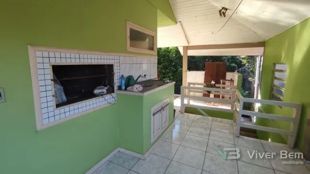 Casa com 4 dormitórios