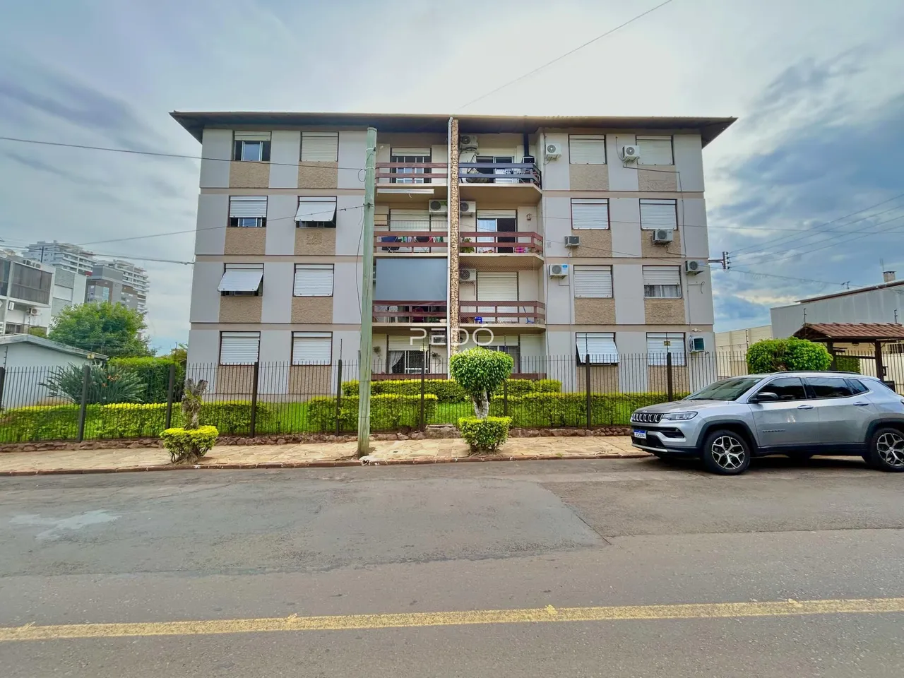 Fachada de um prédio residencial em Lajeado, Brasil.