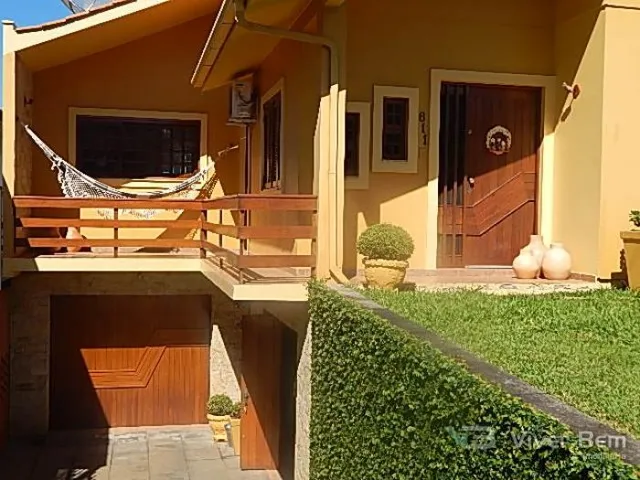 Casa com 4 dormitórios