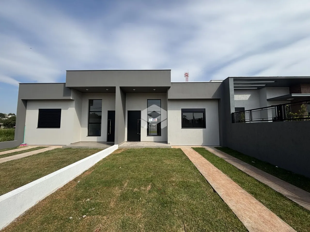 Casa geminada com 2 dormitórios, foto 1
