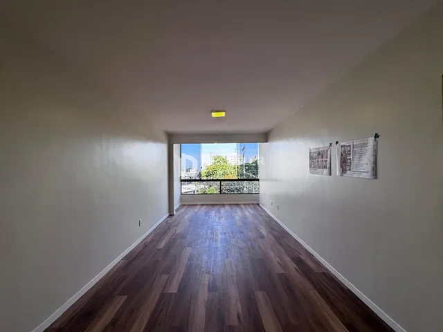 Apartamento com 3 dormitórios