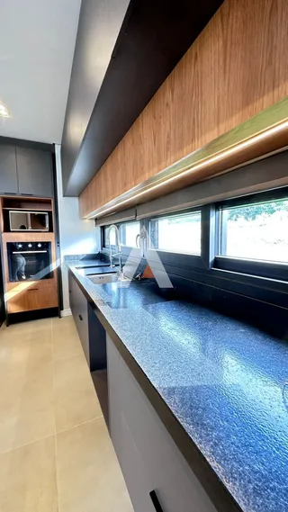 Casa com 4 dormitórios, foto 5