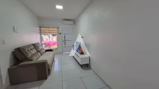 Casa geminada com 2 dormitórios, foto 1