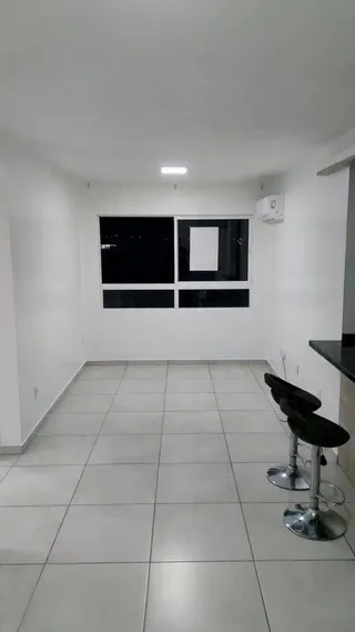 Apartamento com 2 dormitórios, foto 1