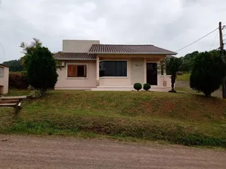 Casa com 3 dormitórios, foto 1