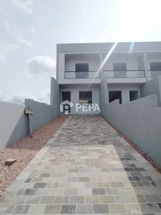 Sobrado com 2 dormitórios