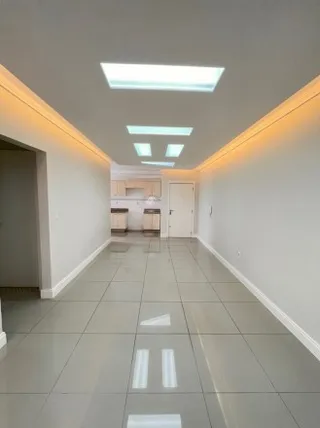 Apartamento com 2 dormitórios, foto 3