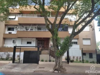 Exterior da fachada de um imóvel residencial em Lajeado, Brasil.