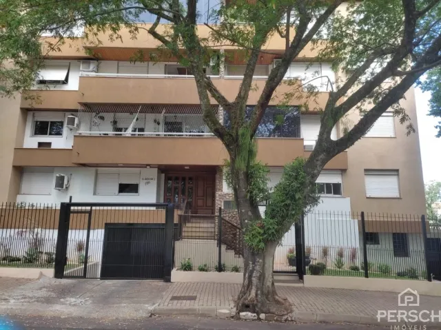 Exterior da fachada de um imóvel residencial em Lajeado, Brasil.