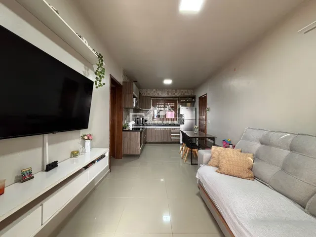Sala de estar e cozinha de um imóvel em Lajeado, Brasil.