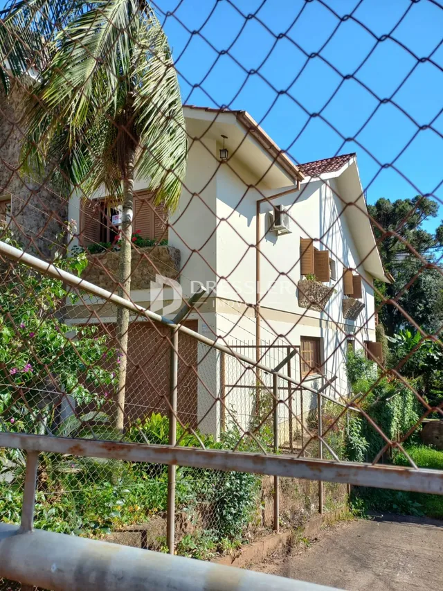 Casa com 4 dormitórios, foto 3