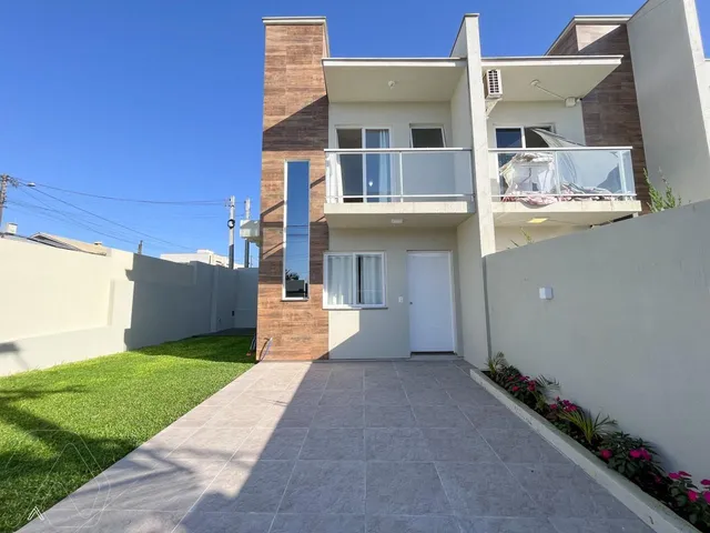 Sobrado com 2 dormitórios
