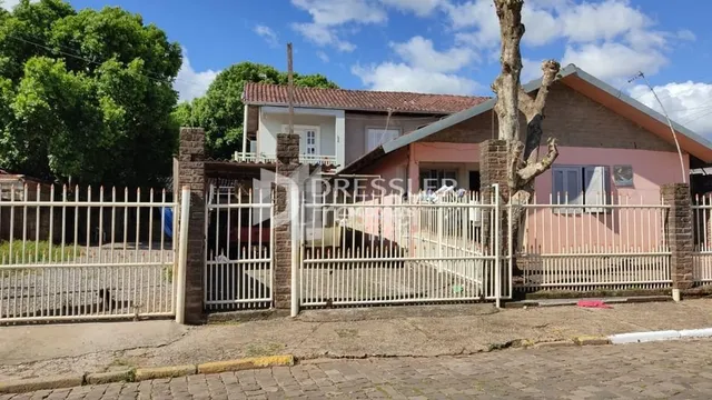 Casa com 5 dormitórios, foto 2