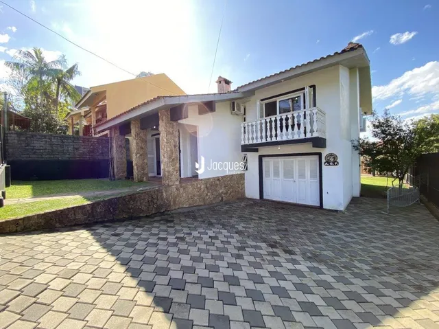 Casa com 3 dormitórios