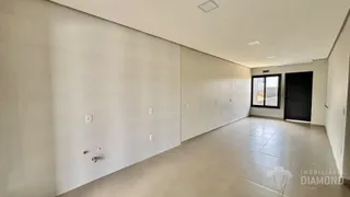 Casa geminada com 2 dormitórios, foto 2