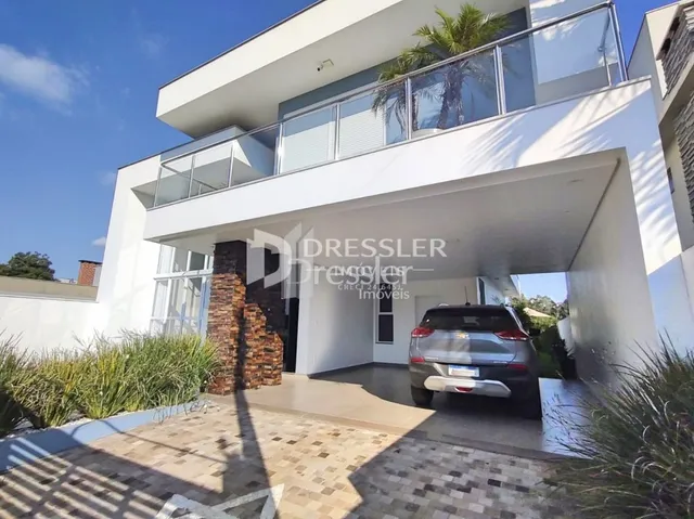 Casa com 3 dormitórios