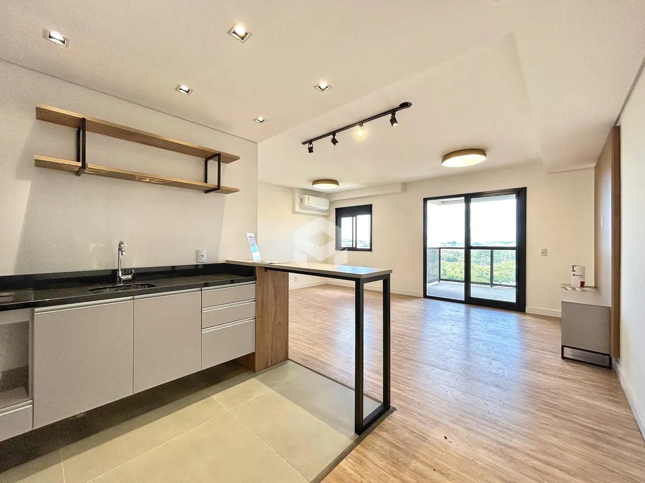 Apartamento com 3 dormitórios, foto 1