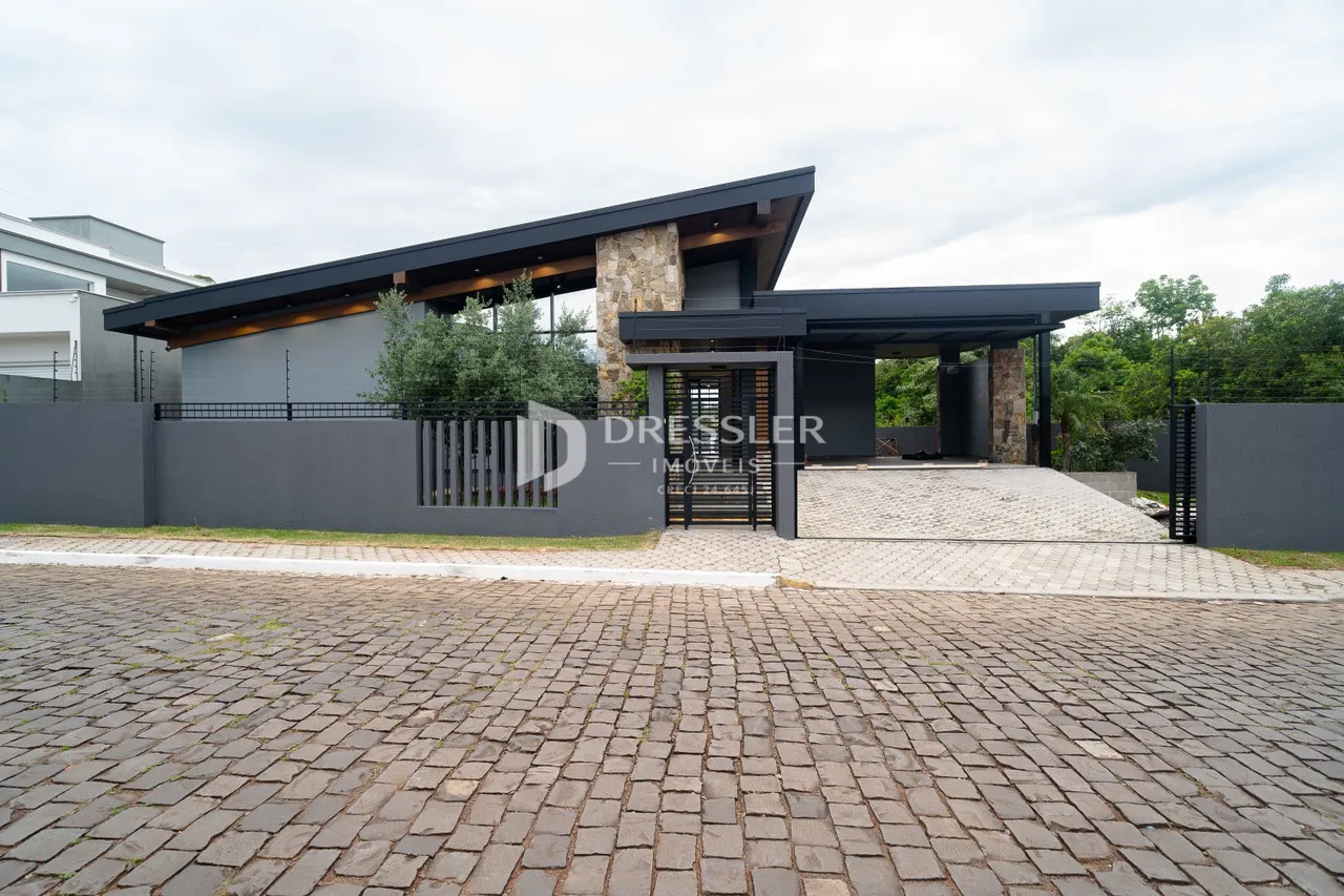 Casa com 3 dormitórios, foto 1