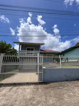 Casa com 3 dormitórios