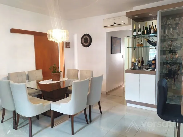 Casa com 4 dormitórios, foto 4