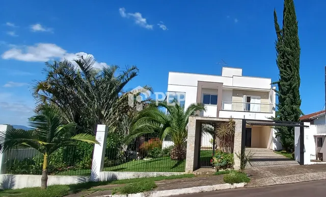 Casa com 3 dormitórios