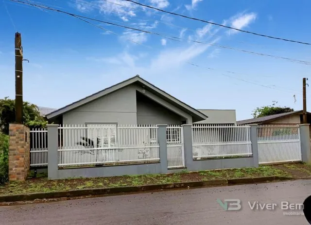 Casa com 2 dormitórios