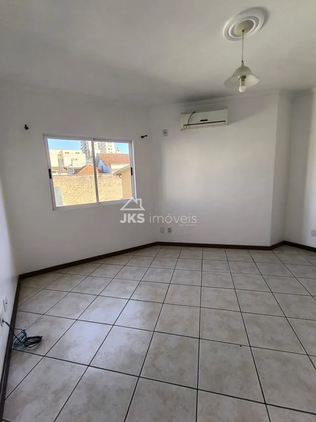 Apartamento com 1 dormitório, foto 2