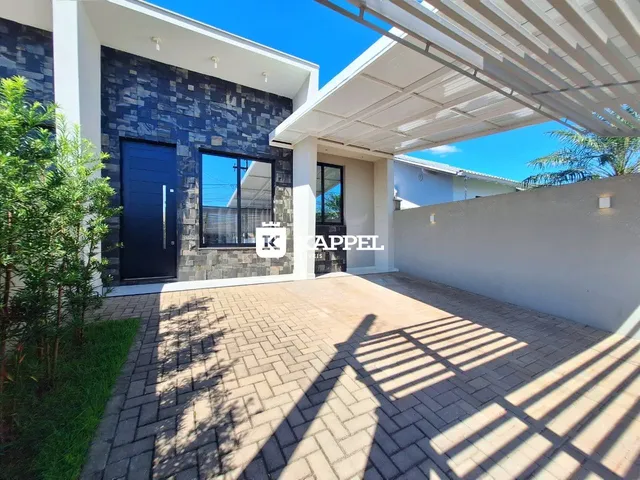 Casa geminada com 2 dormitórios